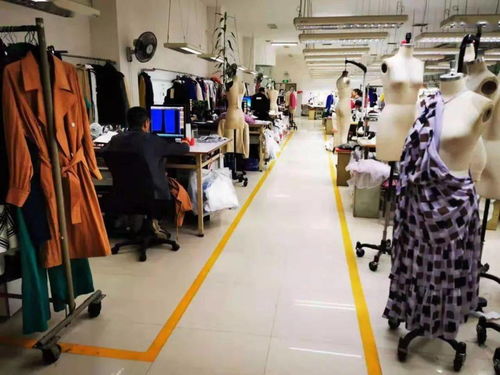 入秋焕新装 高端原单针织品采购全攻略